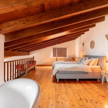 House Fun Ride Surf School Villa *