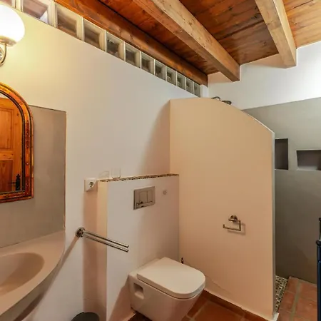 House Fun Ride Surf School